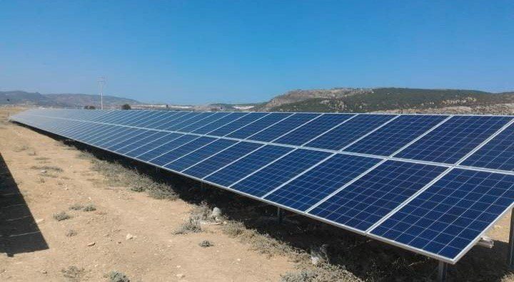 İzmir İzmir'de kurulan 4 MW güneş enerjisi sistemi