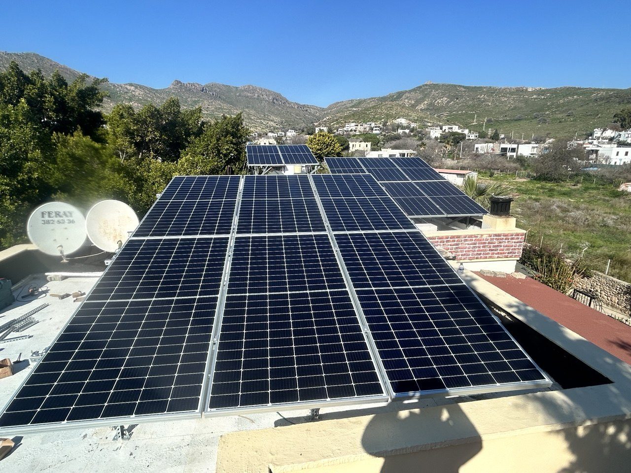 Muğla Bodrum'de kurulan 5 kW güneş enerjisi sistemi