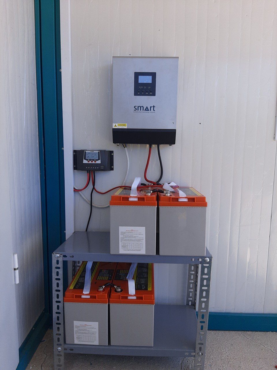 Manisa Salihli'de kurulan off-grid güneş enerjisi sistemi